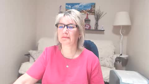 Snapshot of leilamays chatting on May 28, 3:59 am Leila Kinky online show from May 28, 3:59 am