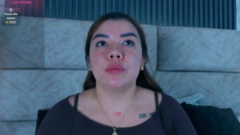 leilapons online show from April 12, 1:16 pm