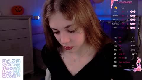 Leila online show from November 1, 2:24 am