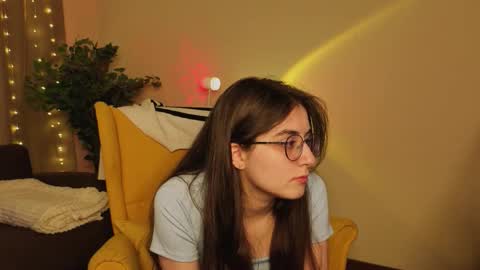 Snapshot of lekishaoderkirk chatting on October 2, 5:42 pm Luna online show from October 2, 5:42 pm