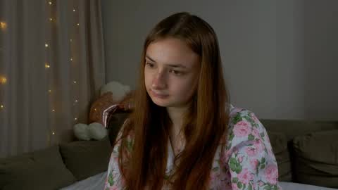 Lelia online show from May 27, 6:27 pm