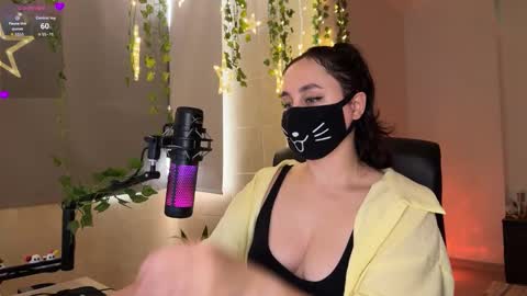 Lemi online show from December 3, 2:37 pm