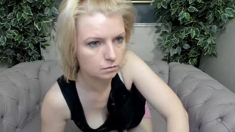 Lena online show from December 8, 4:14 am