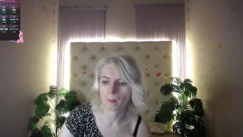 Lena online show from January 30, 11:11 am