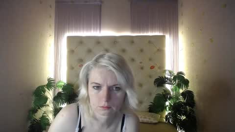 Lena online show from January 31, 4:03 am