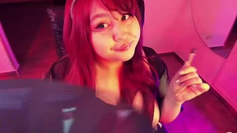 Lenna Kang online show from November 7, 4:23 am