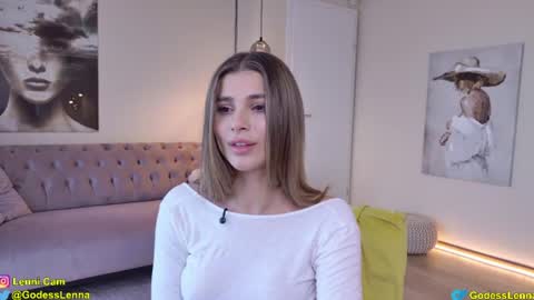 Lenna Goddess online show from June 17, 4:59 am
