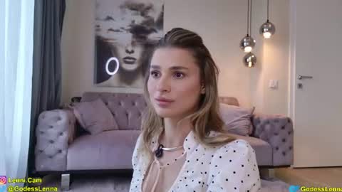 Lenna Goddess online show from June 27, 4:28 am