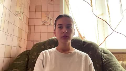 Hellomy name is Natalyits my first day here nice to meet you Give me 50 thumbs ups online show from May 31, 7:15 am