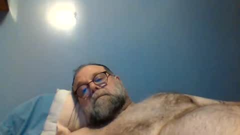 leo71313 online show from December 16, 9:20 pm