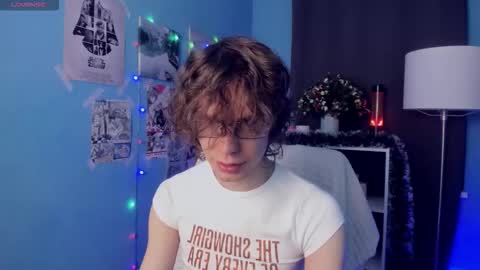 Leo online show from November 21, 3:33 pm