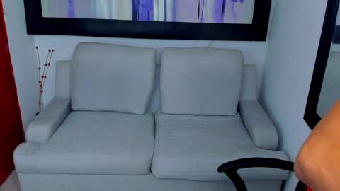 Snapshot of leo_cartier chatting on March 29, 5:51 am Leo Cartier online show from March 29, 5:51 am