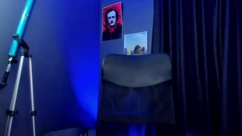 Leo  Diaz online show from February 4, 6:57 am