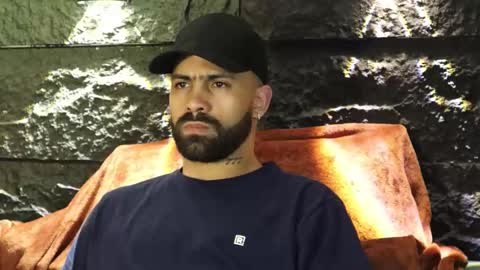 Leo  Diaz online show from October 2, 2:40 am