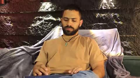 Leo  Diaz online show from November 4, 10:31 pm