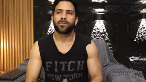 Leo  Diaz online show from March 15, 11:00 pm