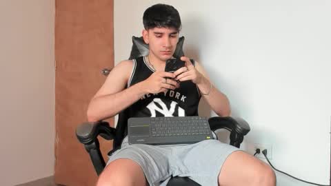 Leo Jones online show from February 23, 5:21 pm