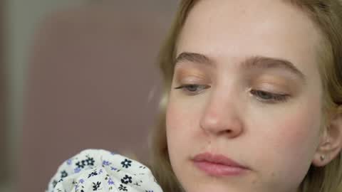  Ashly  online show from December 11, 3:15 pm