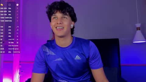 Leo online show from November 25, 3:50 am