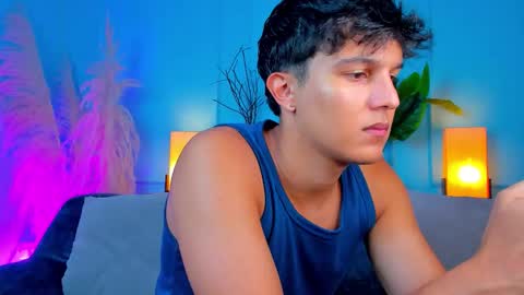 Leo online show from March 18, 3:42 am