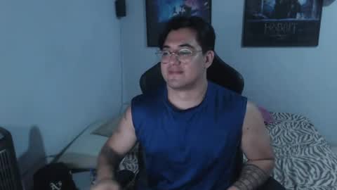 Snapshot of leo_star69 chatting on August 1, 3:39 am leo_star69 online show from August 1, 3:39 am