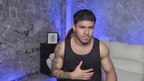 Leo independent model online show from September 14, 2:44 am