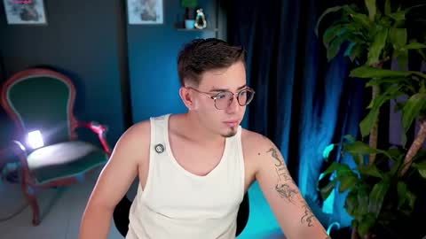 Leo online show from January 12, 6:02 pm