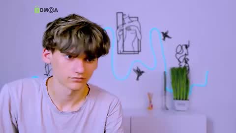 Snapshot of leo_valor chatting on March 5, 8:38 pm leo_valor online show from March 5, 8:38 pm