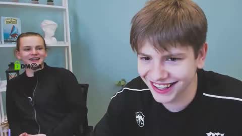 leo_void online show from November 26, 4:19 pm