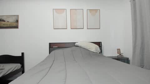 Snapshot of leo_wildd chatting on September 20, 8:32 pm leo_wildd online show from September 20, 8:32 pm