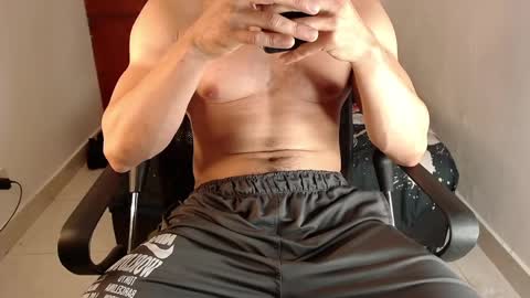 leo online show from April 5, 10:18 pm