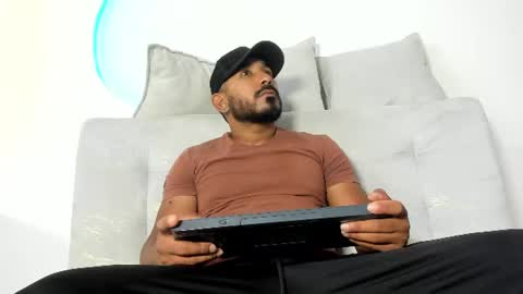 Snapshot of leocarter_ chatting on June 25, 1:15 pm leo online show from June 25, 1:15 pm