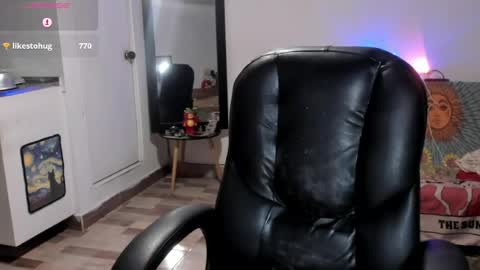 Leo  online show from May 16, 12:07 am