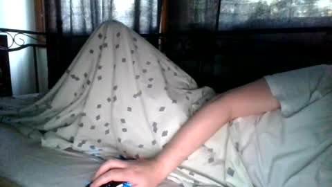 Leon online show from July 8, 2:27 am