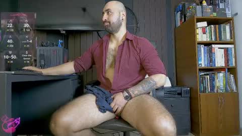 Leon online show from January 16, 6:56 pm