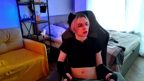 Leon online show from January 31, 9:48 am