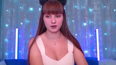 Snapshot of leonaalove chatting on September 14, 9:25 pm Leonaalove online show from September 14, 9:25 pm