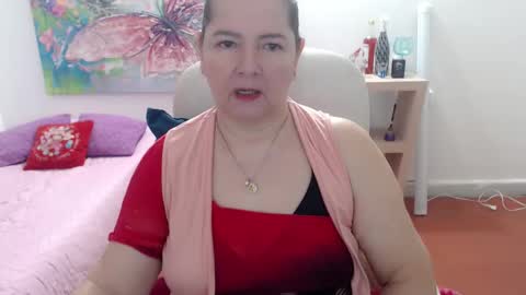 Snapshot of leonela_69 chatting on January 16, 12:25 am leonela online show from January 16, 12:25 am