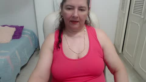 Snapshot of leonela_69 chatting on July 14, 2:05 am leonela online show from July 14, 2:05 am