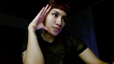 Snapshot of leonelablues chatting on October 22, 12:44 am leonela online show from October 22, 12:44 am