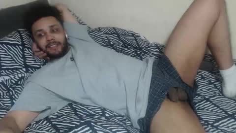 Snapshot of leonevans33 chatting on February 28, 12:06 pm LSE online show from February 28, 12:06 pm