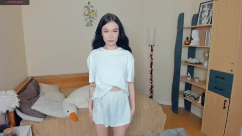 Alice online show from April 22, 7:15 pm