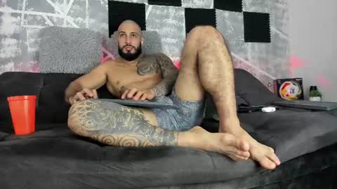 Snapshot of leonidas_k18 chatting on July 2, 3:45 am ANDRES online show from July 2, 3:45 am