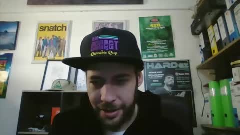 Snapshot of leonidascum chatting on February 23, 12:24 pm leonidascum online show from February 23, 12:24 pm