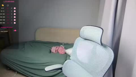 leonkissboy online show from March 5, 4:14 pm