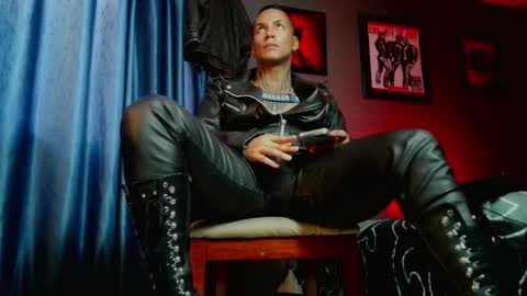 Snapshot of leonnardojaramillo chatting on February 5, 6:34 pm Lenardo jaramillo online show from February 5, 6:34 pm