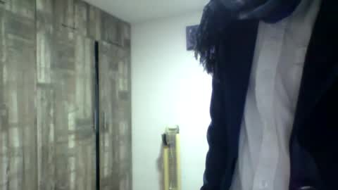 leonoirneo online show from January 9, 5:21 am