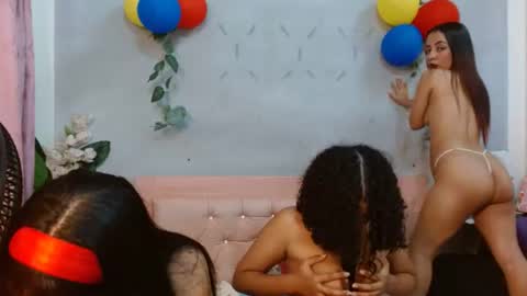 Snapshot of leonor_trump chatting on July 14, 3:18 pm leonor_trump online show from July 14, 3:18 pm