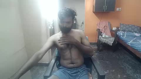 Snapshot of leosbroad chatting on December 2, 6:30 am Leo online show from December 2, 6:30 am