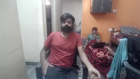 Snapshot of leosbroad chatting on December 29, 12:12 pm Leo online show from December 29, 12:12 pm